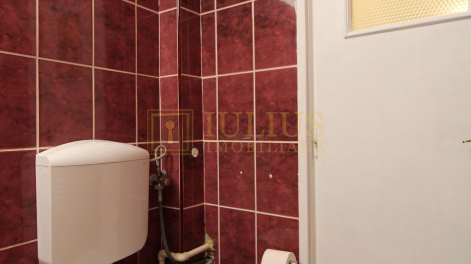 Piata 700, 2 camere, centrala proprie - Poză 12