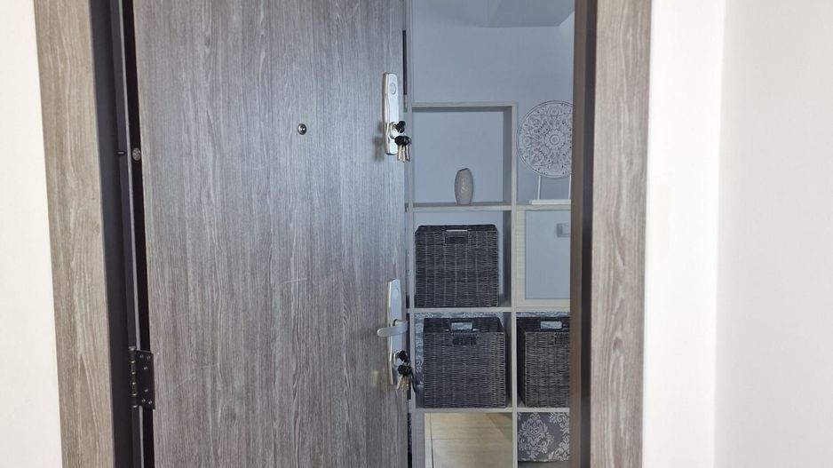 Apartament modern cu 3 camere de inchiriat – zona Libertatii, bloc nou - Poză 8