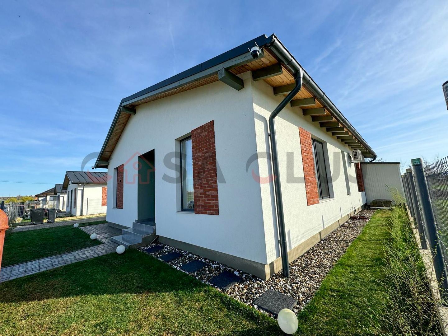 Casă individuală, finisată modern, in Jucu de Mijloc! - Poză 2