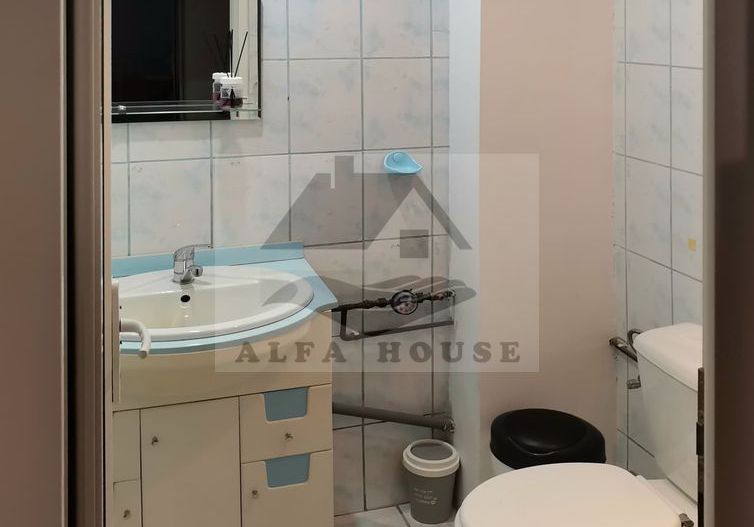 Apartament cu trei camere, zona Racadau 74 mp - parcul Trandafirilor - Poză 18