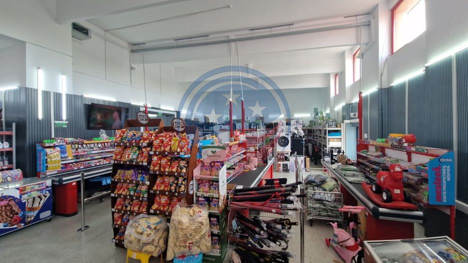 OPORTUNITATE  DE INVESTIȚIE: Supermarket la cheie , teren de 7.000 mp - Poză 35
