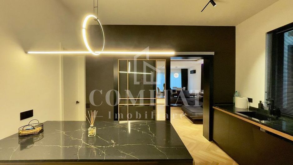 0% comision Vilă de lux la cheie lângă liziera pădurii - Poză 10