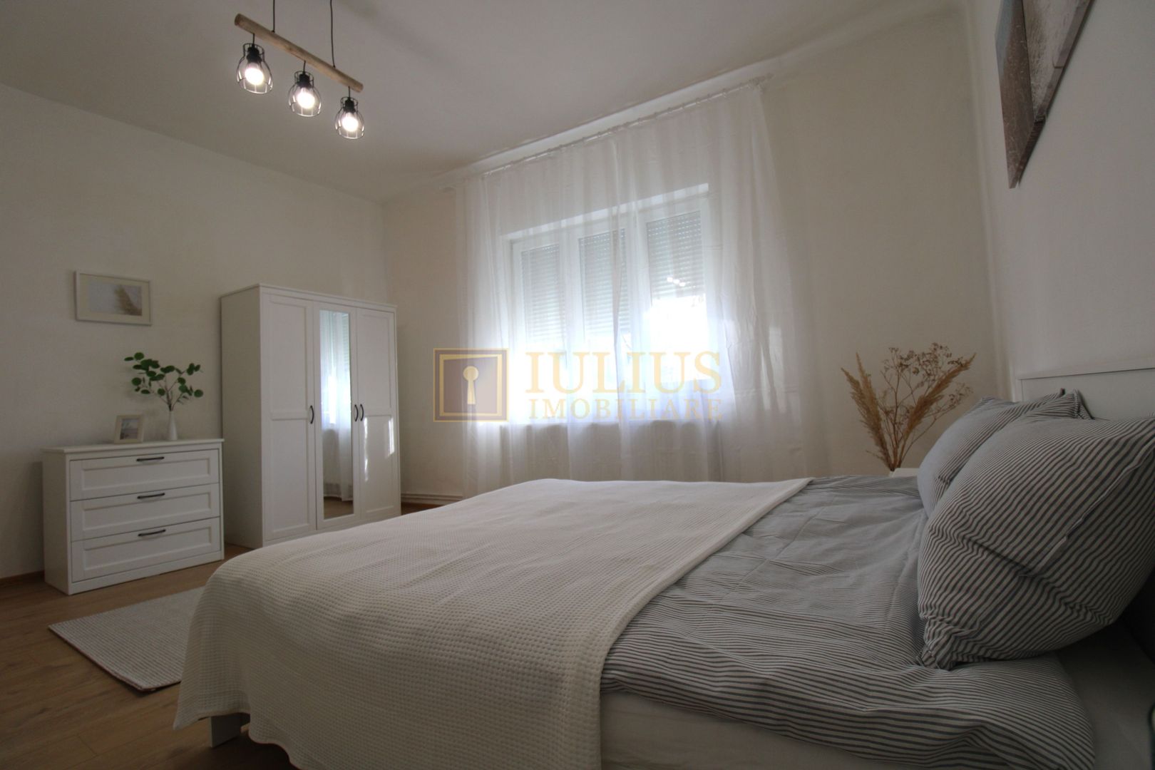 Zona Telegrafului, casa individuala, curte proprie, centrala proprie. - Poză 6