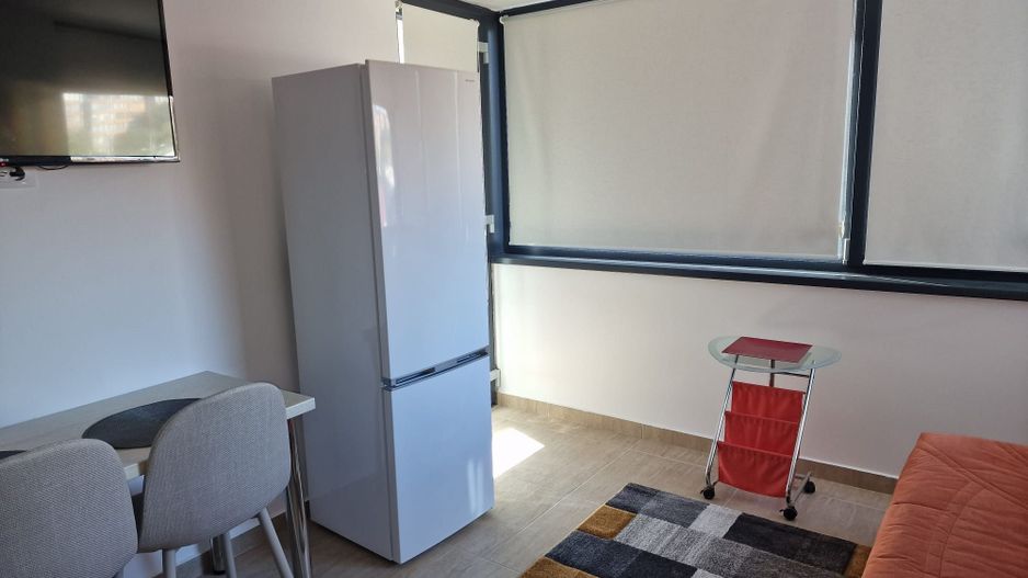 Apartament modern cu 3 camere de inchiriat – zona Libertatii, bloc nou - Poză 7