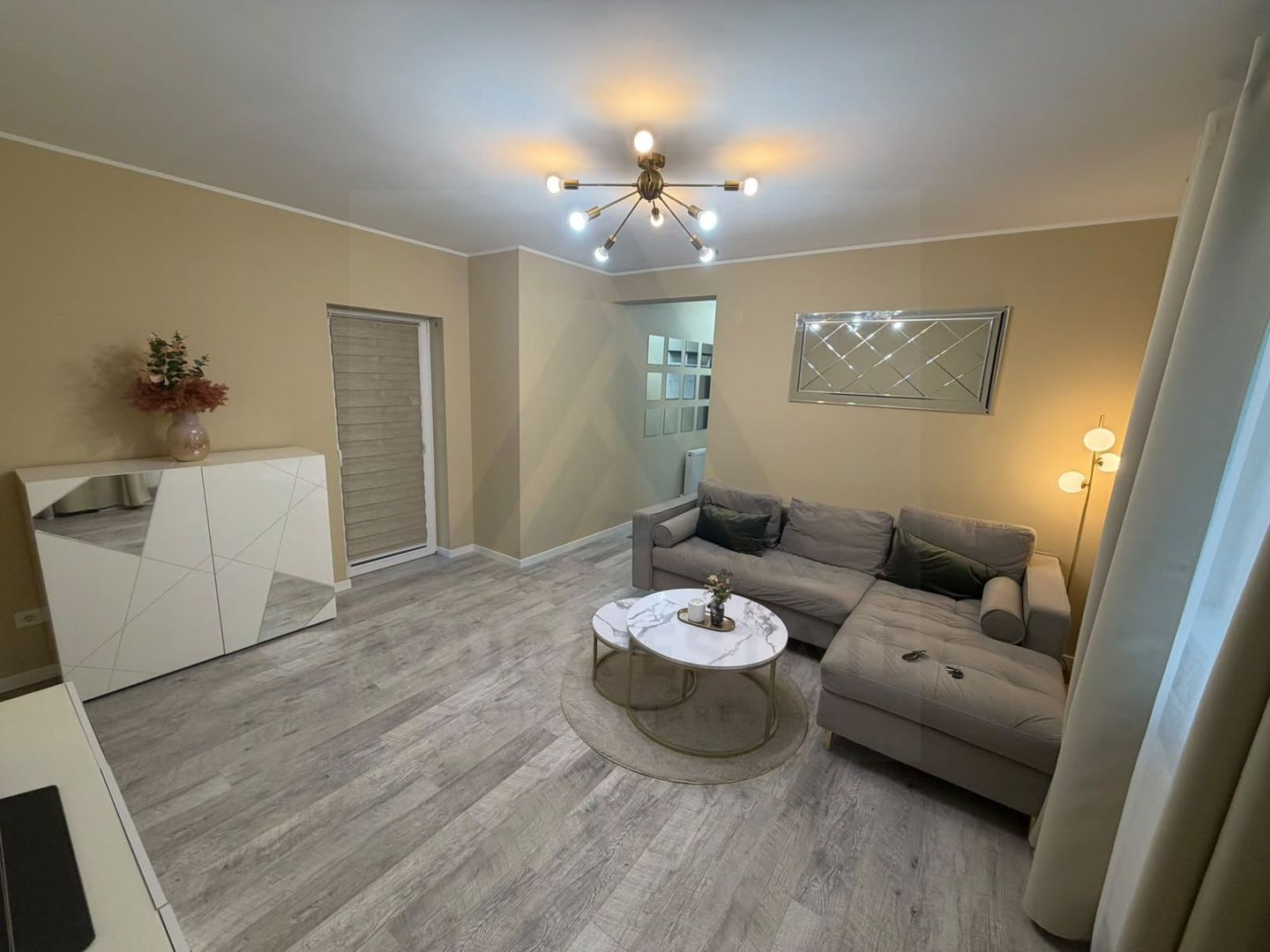 Apartament Premium 3 camere parcare privata etaj 2 Calea Surii Mici - Poză 3
