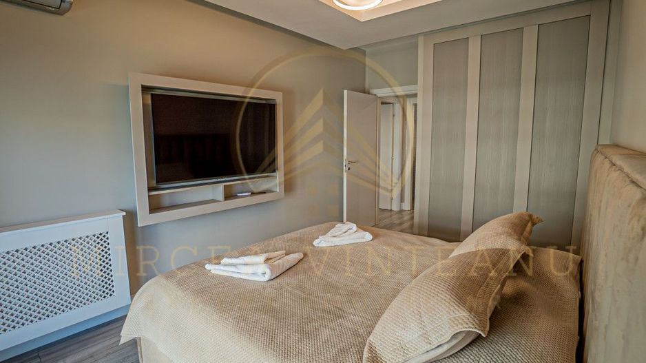 Mamaia - Apartament de 3 camere cu vedere la lac si mare. - Poză 13