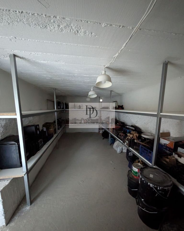 Vanzare 3 case | Teren 1400 mp | Garaj auto + Anexe - Poză 24