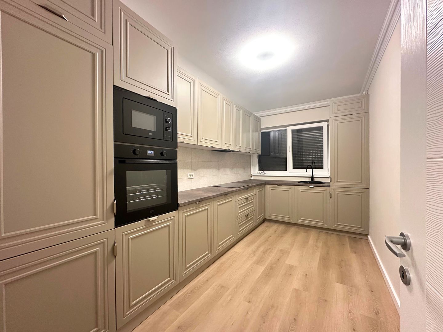 Apartament 2 camere lux complet mobilat și utilat Subcetate Residence - Poză 11