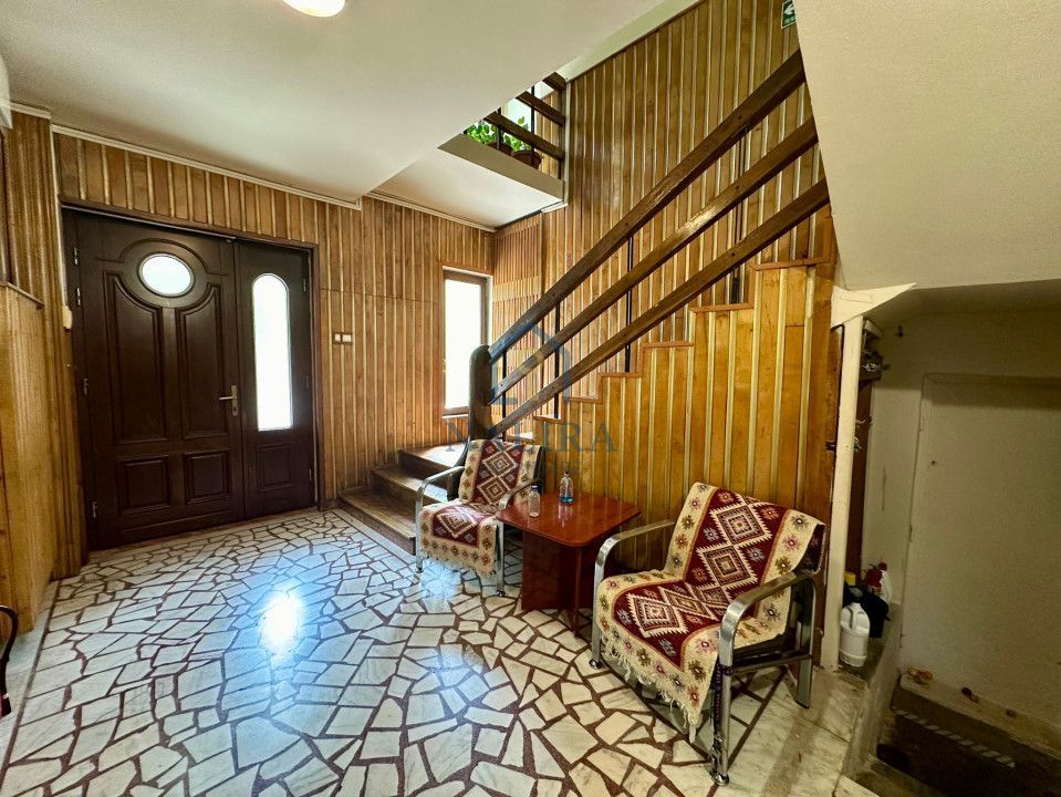 Casă de vânzare - Poză 4