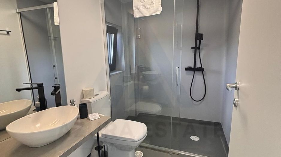 Pensiune PREMIUM 10 camere și Casă Individuală Valea Avrigului 4.600mp - Poză 19