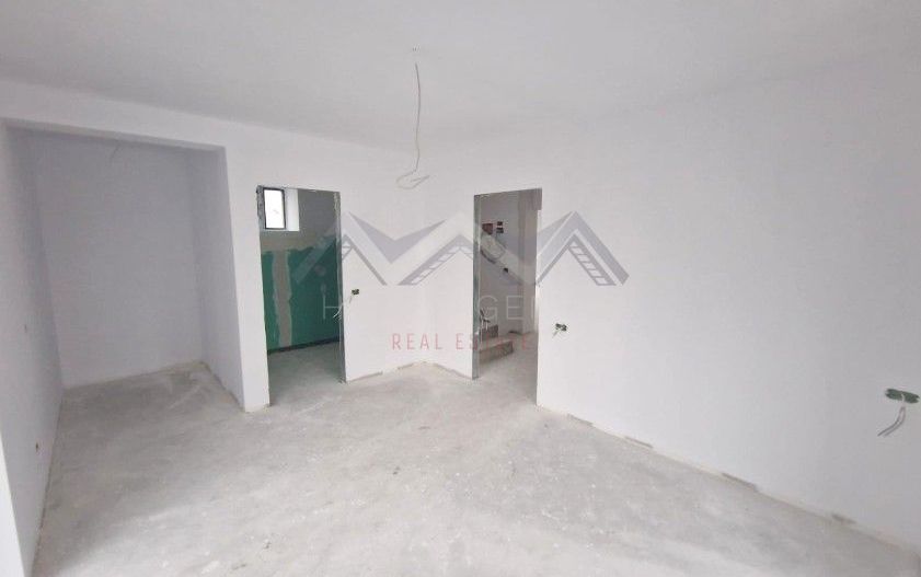 Casă individuală P+1+M în Otopeni – confort și compartimentare excelentă - Poză 5