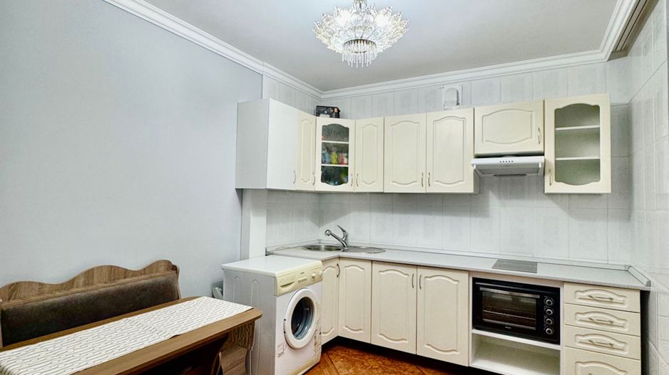 De vânzare 94 m2, două apartamente cu intrare separată, 4 dormitoare,  Centru, Mun. Chișinău - Poză 14