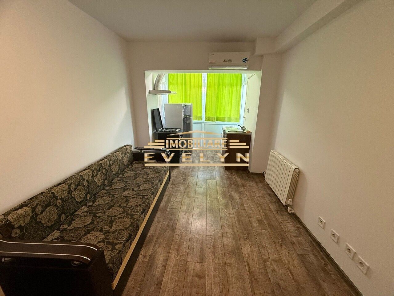Cameră de închiriat – Etaj 1, Calea Națională (zona Gară) - Poză 2