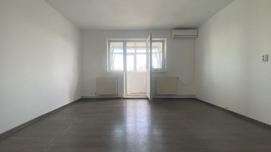 Camere spatioase!Vanzare apartament cu 2 camere, Targoviste - Micro 11 - Poză 1