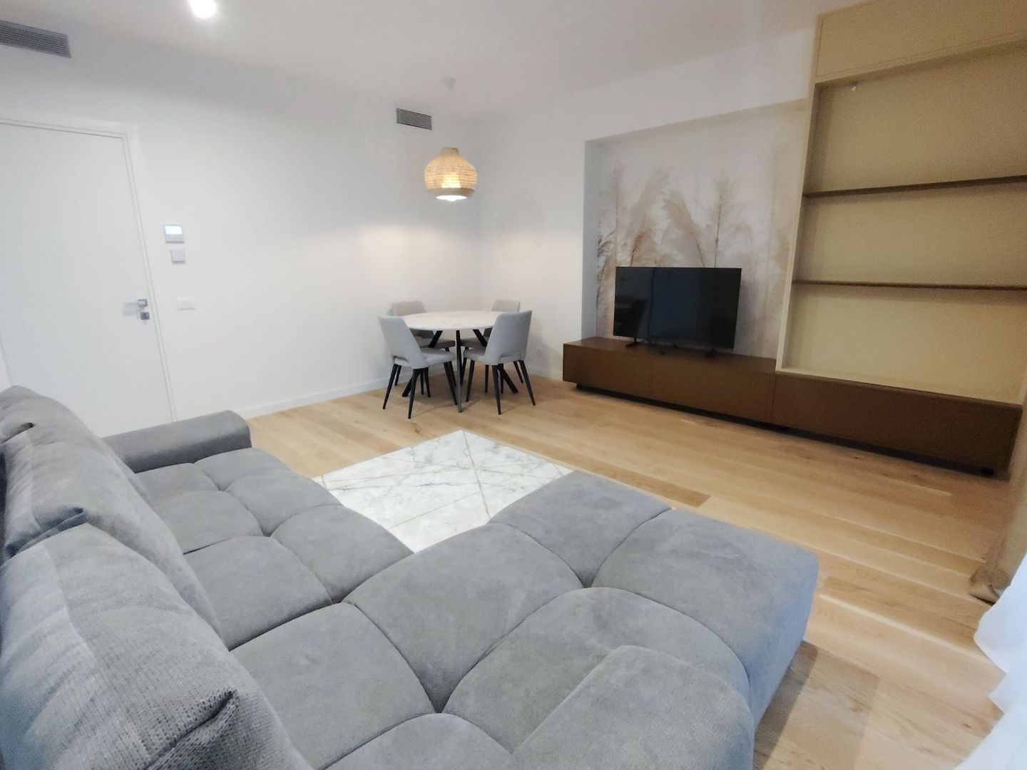 Rent I Brand New 3 Room Apartment | Nusco City I Promenada Mall - Poză 2