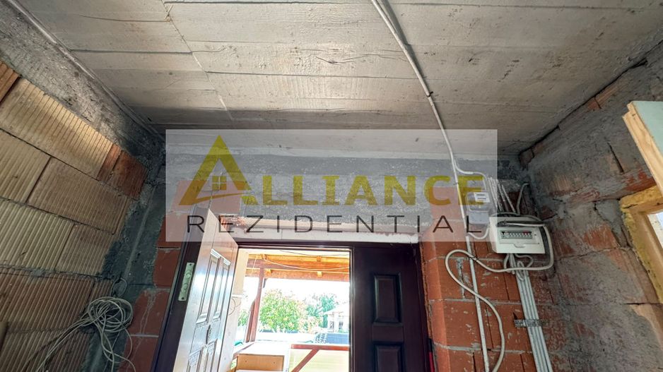 DUPLEX INTREG DE VANZARE CU TEREN 1086 MP - FRUMUSANI - Poză 27