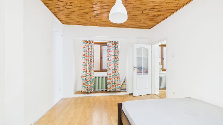 Casă / Vilă cocheta cu 3 camere - de vanzare - zona Basarab - Poză 18