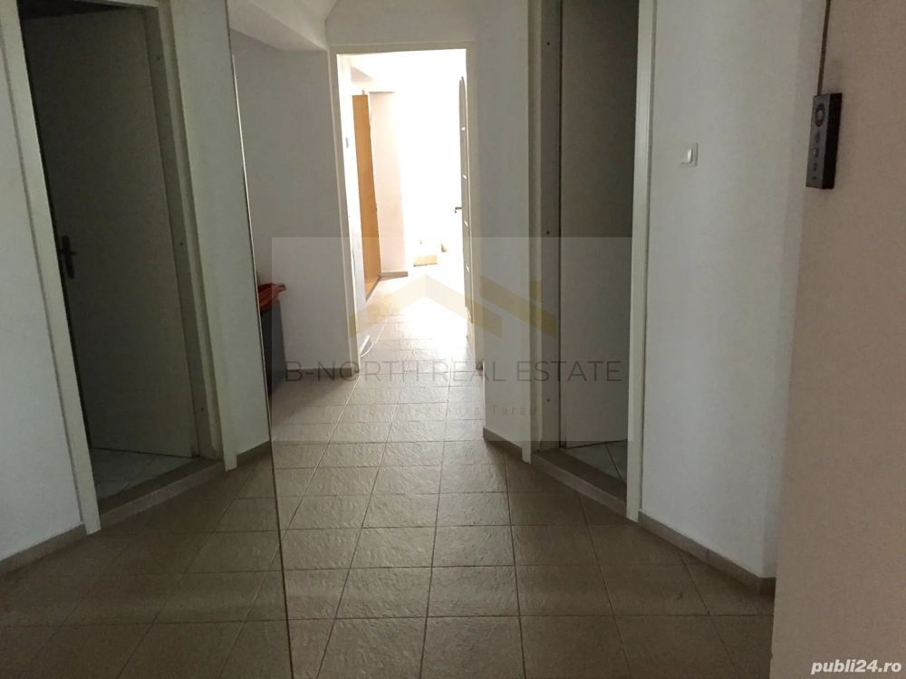 Apartament 4 camere de închiriat, decomandat, cu loc de parcare, ideal pentru fa - Poză 4