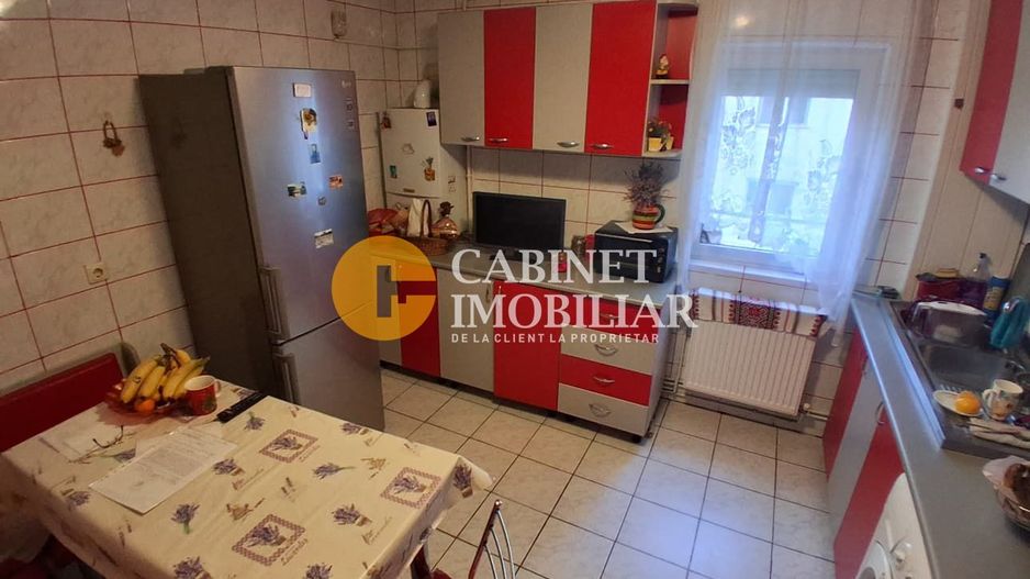 Apartament cu 2 camere, Decomandat, zona Tatarasi Iasi. - Poză 3