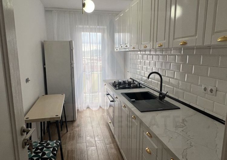Apartament 2 camere decomandat 55 mp cu balcon pe Bld. Mihai Viteazul - Poză 3