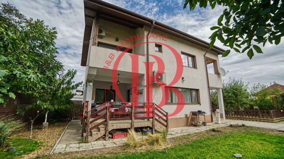 Casa complet mobilata 5 camere 3 bai curte generoasa - Poză 3