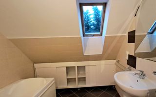 Casa insiruita, Floresti, Zona Muzeul Apei!! - Poză 10