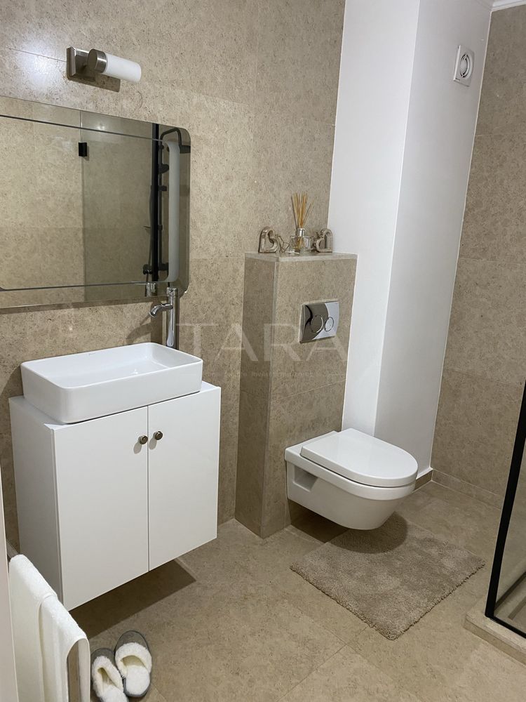 Apartament cu 3 camere și terasă generoasă – zona Vivo. - Poză 7