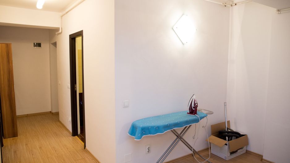 Direct Proprietar | Apartament 2 Camere | Zona Păcii Militari Parcare - Poză 10