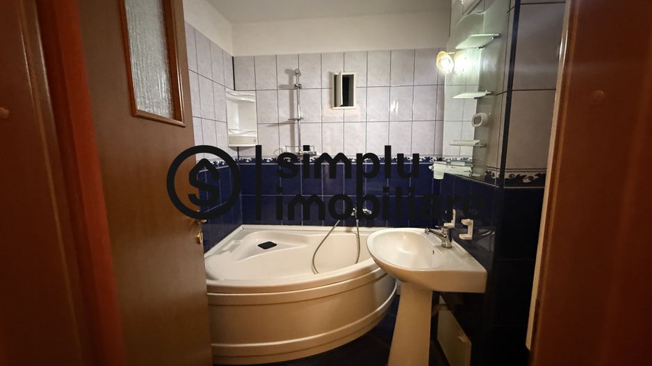 3 decomandate, etaj 2/4, Lapus - 116 000 Euro - Poză 12