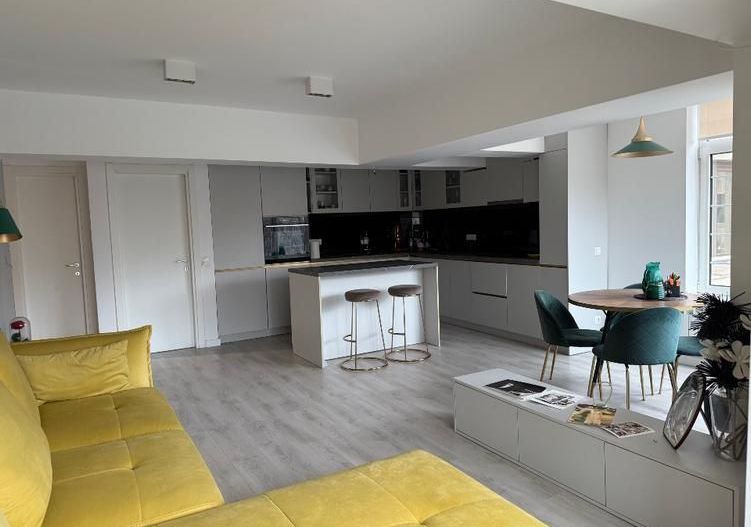 Apartament spatios 2 camere | Bulevardul Unirii | Renovat - Poză 1