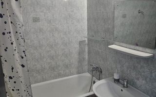 Apartament cu 2 camere in zona Crangasi - Poză 3