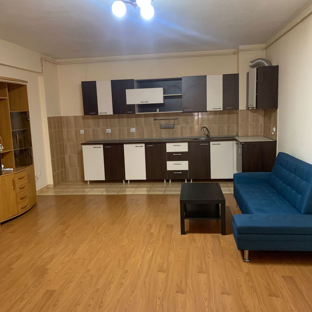 Apartament 2 camere de vanzare Cartier Latin - Poză 1