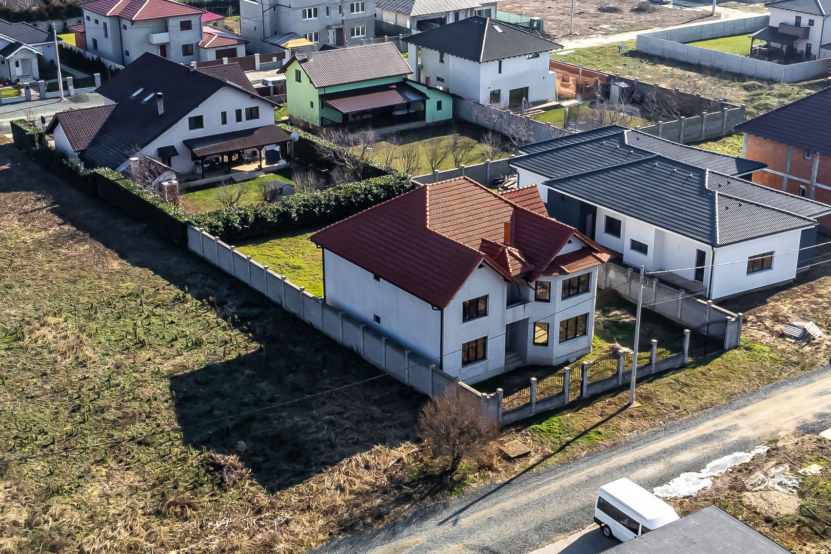 Preț competitiv - Vilă generoasă in cartierul Europa - Poză 11