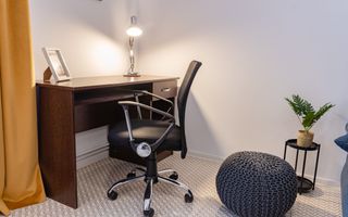 Apartament renovat in cladire istorica - Poză 17