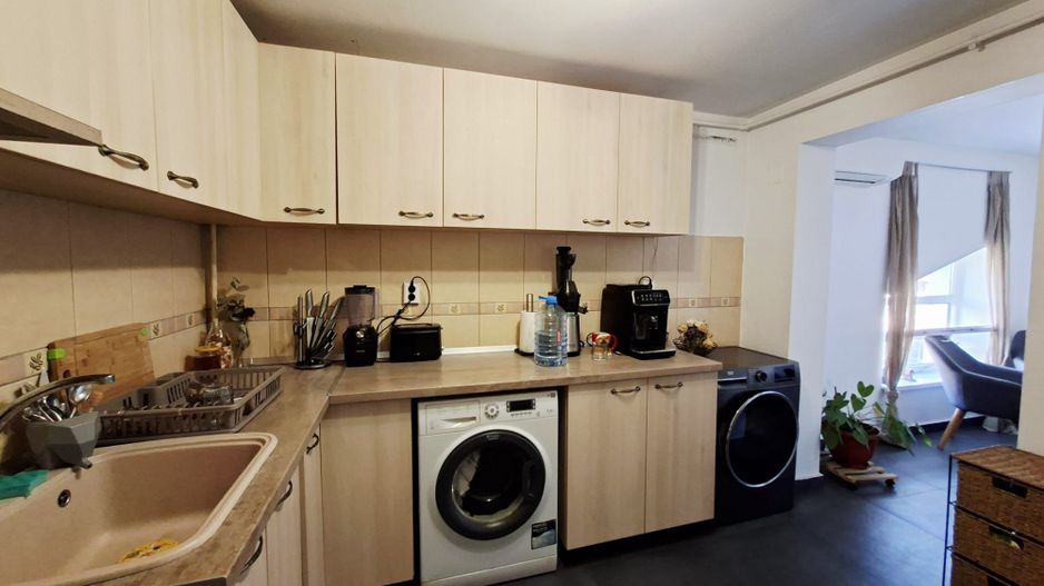 Apartament de vanzare in Buna Ziua | Parcare - Poză 1