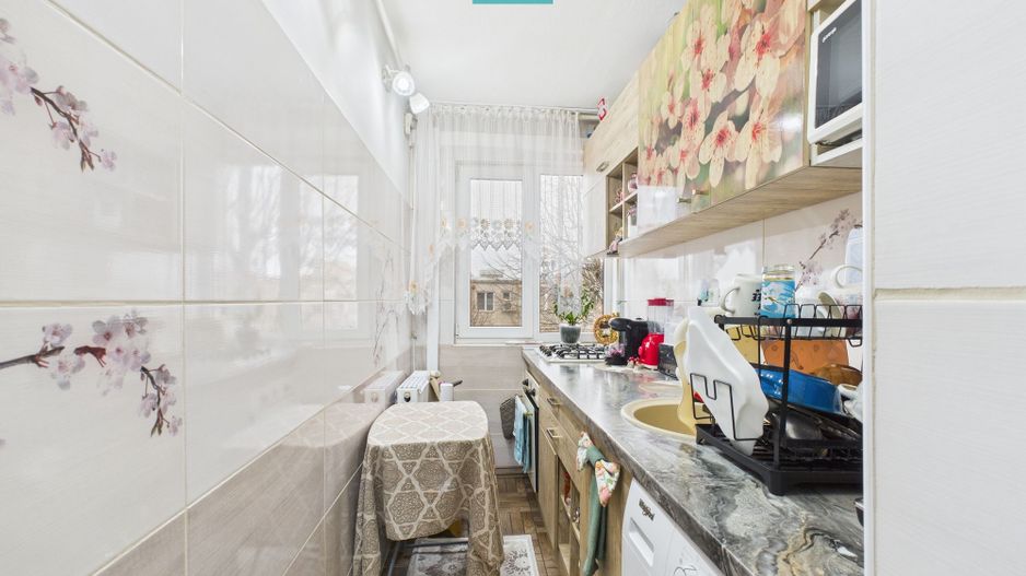 Apartament cu 3 camere complet mobilat și utilat - Poză 5