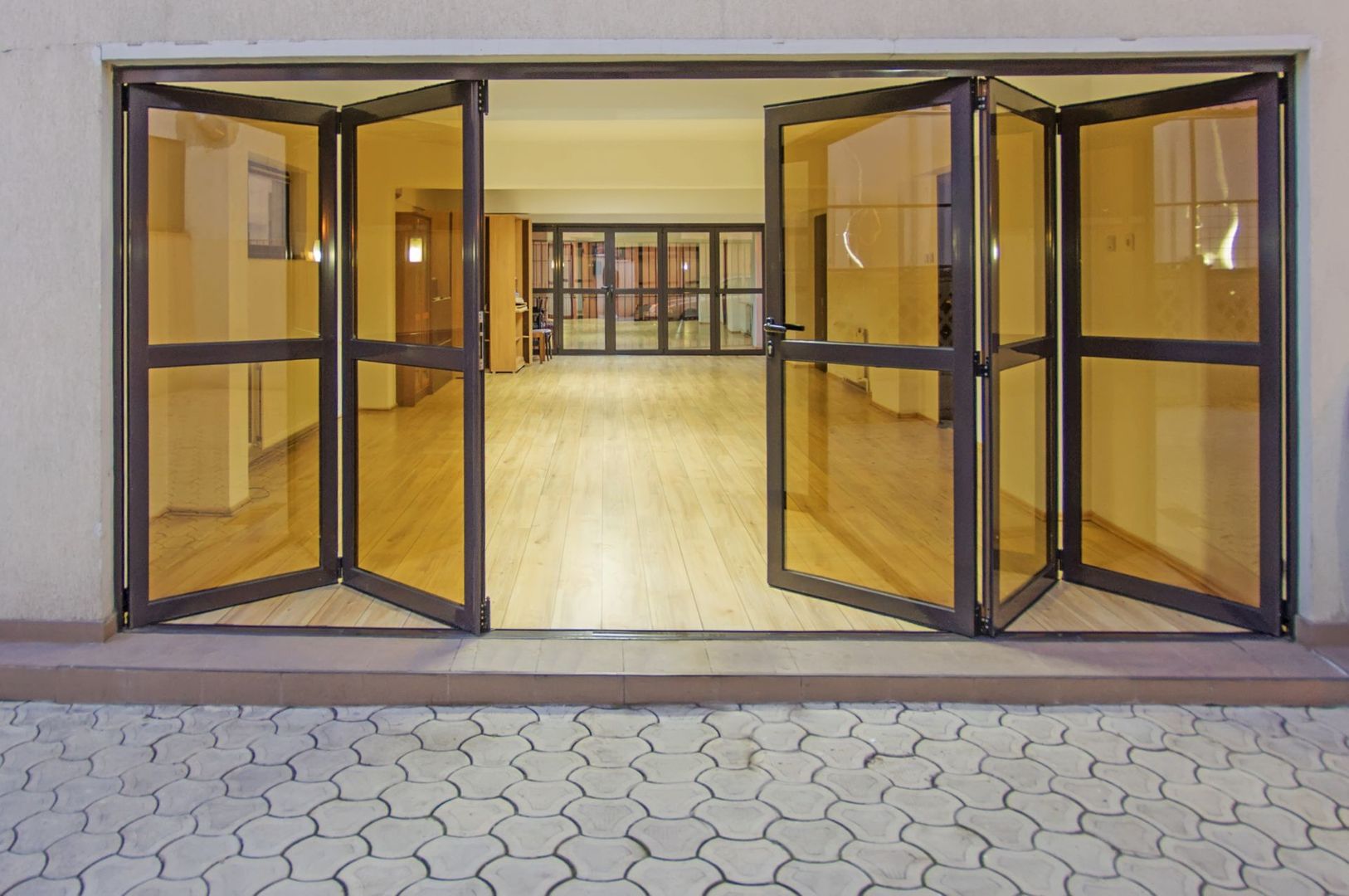 Zero comision, 415mp birou sau showroom, Buzesti, 10 minute metrou - Poză 8