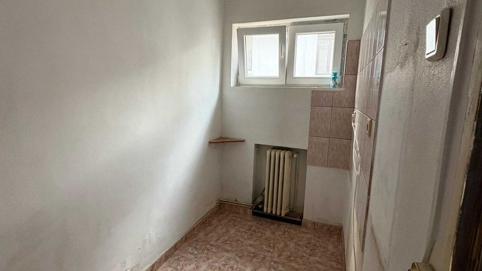 APARTAMENT -GARSONIERA ZONA DOROBANTI - Poză 4