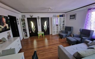 Apartament 3 camere zona Terra Florești parcare inclusă in pret. - Poză 1
