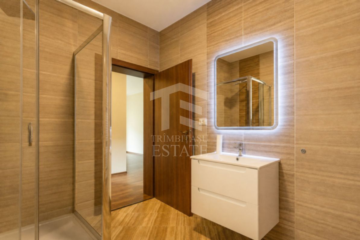 Casa 5 camere | Teren generos | Curte |  Gradina | Biled | COMISION 0% - Poză 7