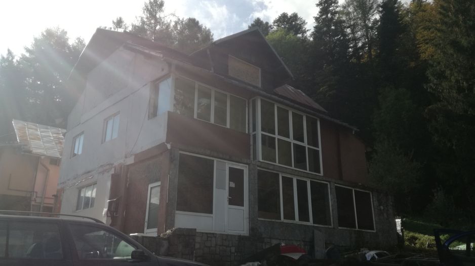 Casa Sinaia - Poză 2