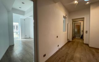 Spatiu birouri**5 camere **160 mp** // Piata Romana - Poză 34