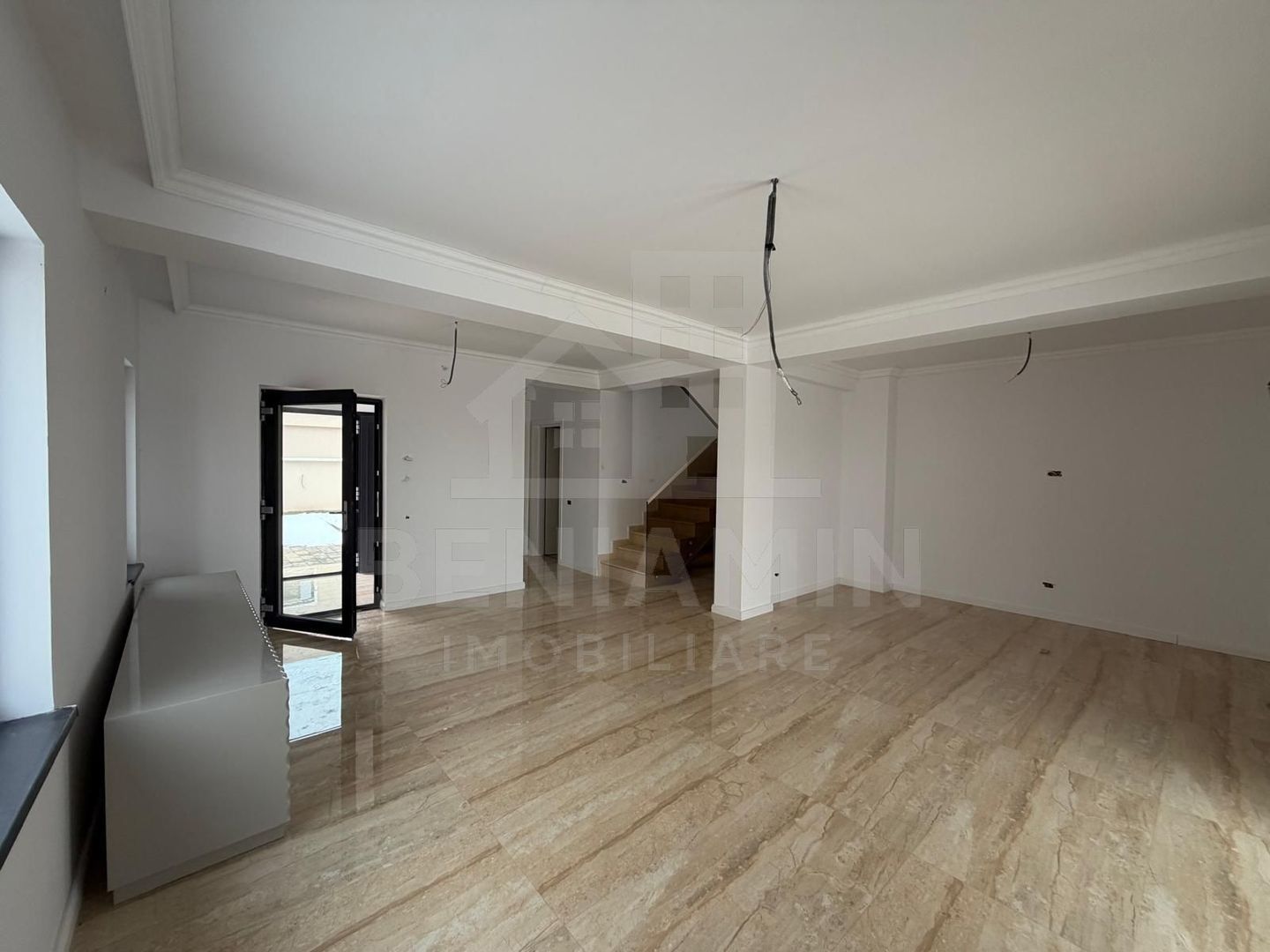 Casa P+1 Toate utilitatile 400mp teren-3 dormitoare-3 bai-La cheie - Poză 1