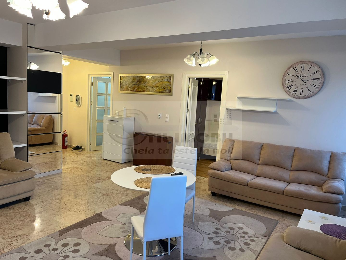 Apartament 3 camere COPOU - COMPLEX EXCLUSIVE- 850 EURO - Poză 3