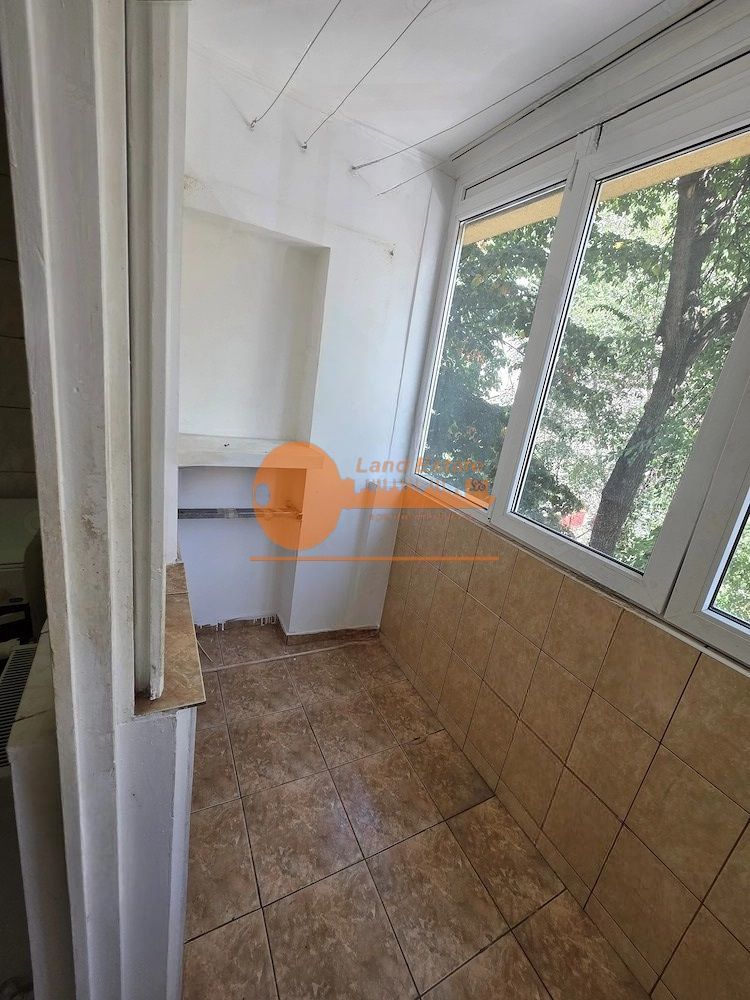 Apartament cu 2 camere zona Chisinau-Bloc Reabilitat - Poză 9