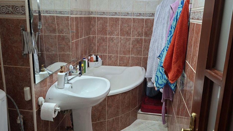 Apartament 2 camere Mazepa 2,cu vedere la Dunare - Poză 5