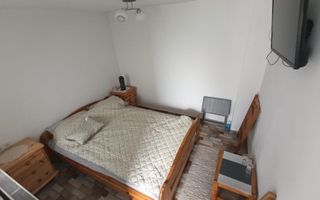 OPORTUNITATE INVESTIȚIONALĂ | CASĂ ULTRACENTRALĂ ÎN CĂLIMĂNEȘTI-CĂCIULATA | - Poză 6