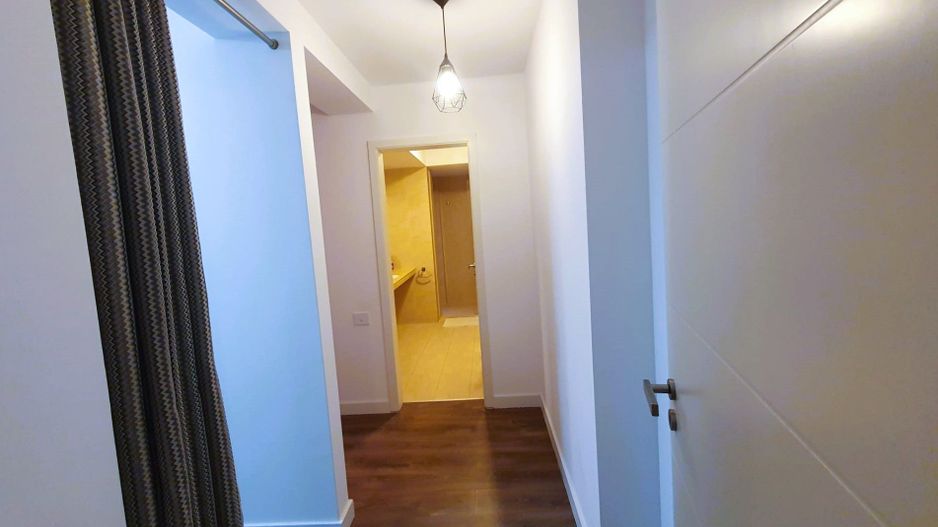 Penthouse cu 2 parcări subterane, vedere panoramică spre Tâmpa – Centrul Civic - Poză 17