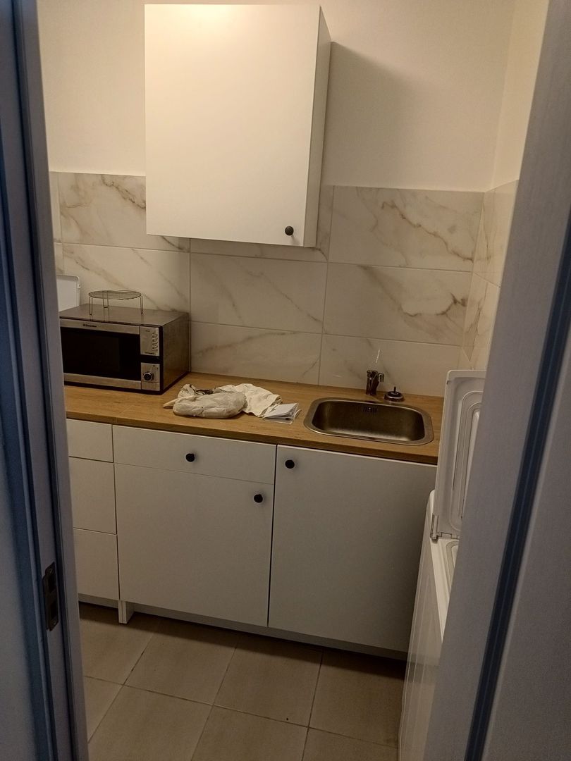 Garsonieră Titan, parter cu balcon, mobilată complet, prima închiriere - Poză 3