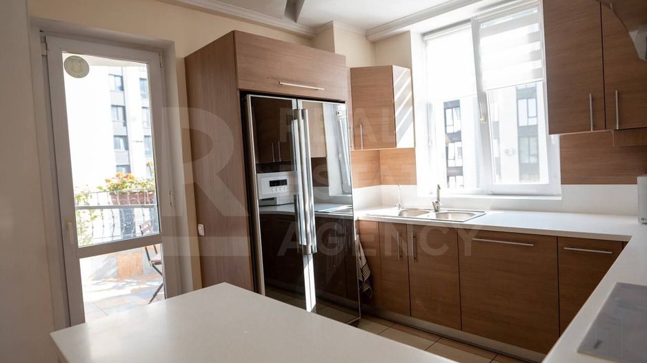 Chirie, apartament, 3 camere, str. Colina Puşkin, Centru - Poză 6